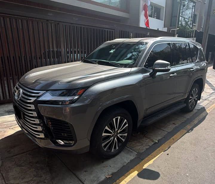 Lexus LX600 Blindado — 1 / 6